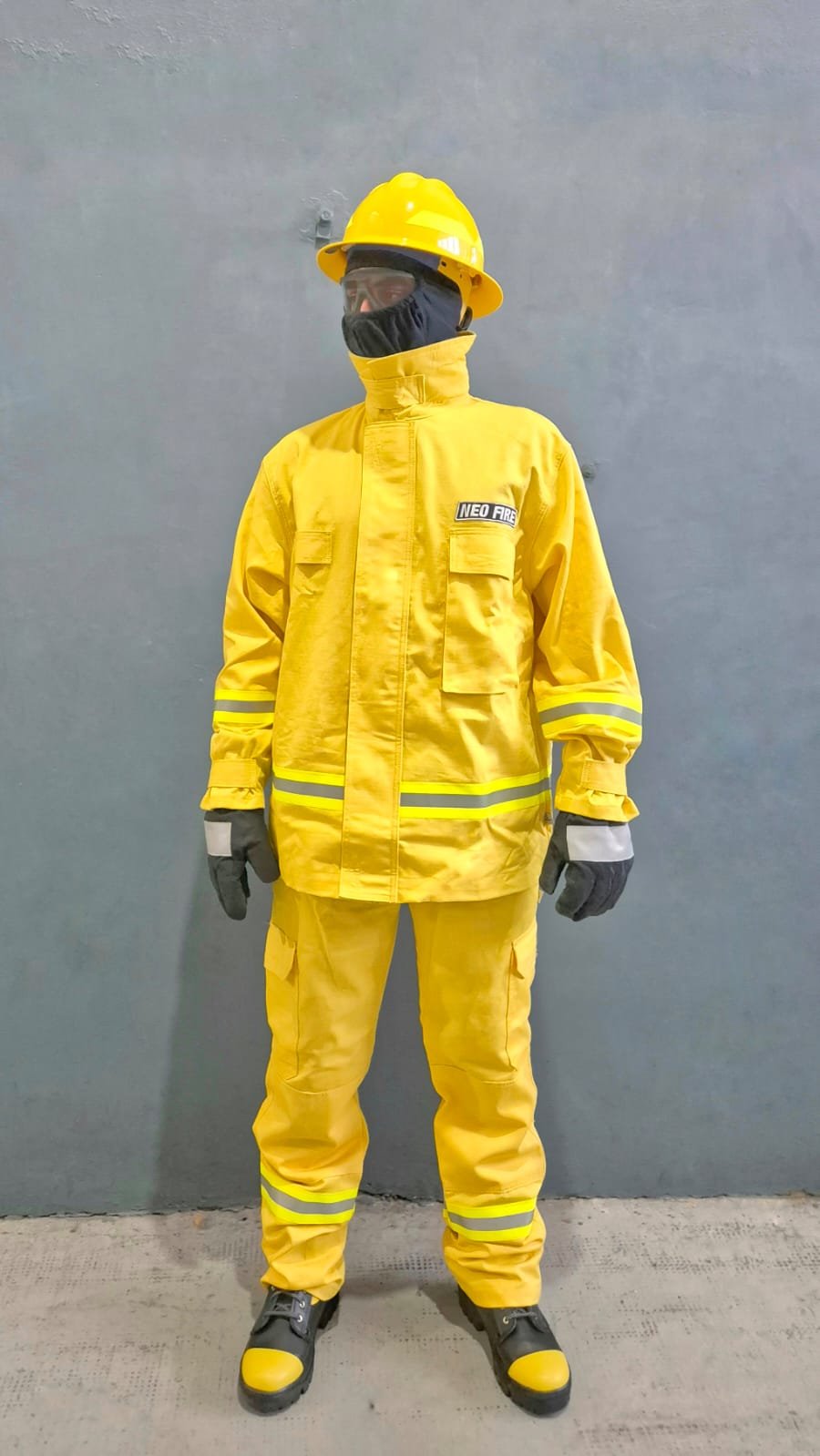 Equipo forestal campera y pantalón